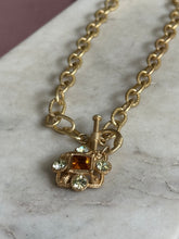 Load image into Gallery viewer, Vintage Costume Gold Tone Toggle Clasp Necklace 17.5”
