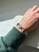 Load image into Gallery viewer, Vintage Sterling Silver Heart Bracelet 7.5”

