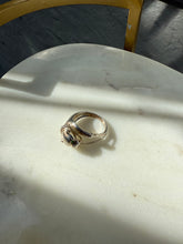 Load image into Gallery viewer, Vintage Emerald Eye Sterling Silver Panther Ring Size 6.75
