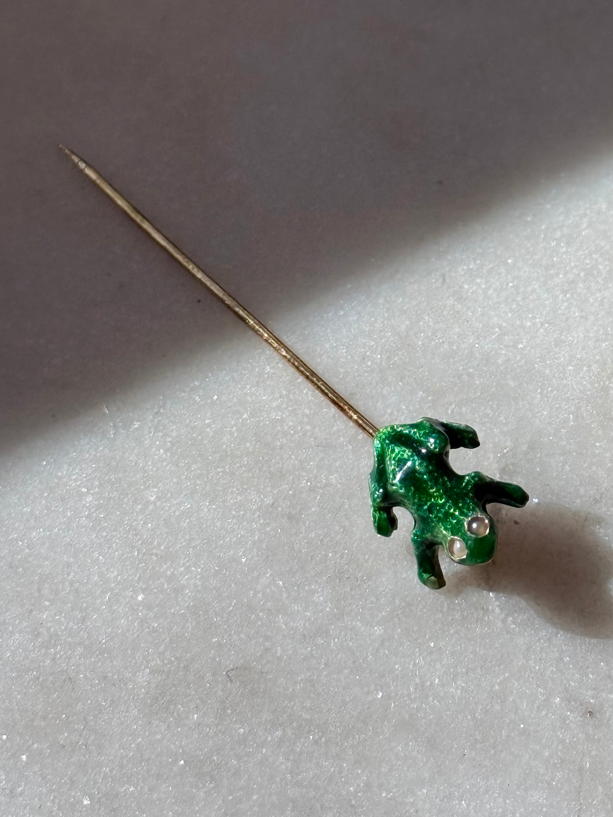 Victorian Enamel Frog 14k Gold Stick Pin