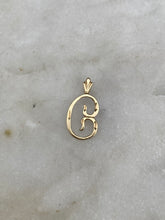 Load image into Gallery viewer, Vintage ‘C’ Initial 14k Gold Pendant
