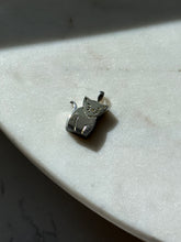 Load image into Gallery viewer, Vintage Solid Sterling Silver Cat Keepsake Pendant
