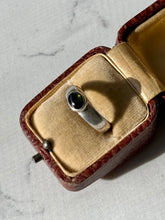 Load image into Gallery viewer, Vintage Peridot Sterling Silver Ring Size 7
