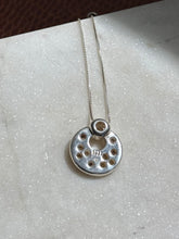 Load image into Gallery viewer, Vintage Sterling Silver Necklace 18”

