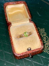 Load image into Gallery viewer, Peridot Diamond Vintage 14k Gold Ring
