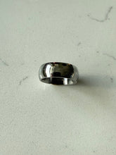 Load image into Gallery viewer, Vintage Sterling Lobster Ring Size 3.5
