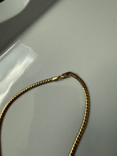Load image into Gallery viewer, Fringe Bow 18k Yellow Gold Necklace
