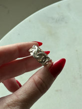 Load image into Gallery viewer, Interlocking Curb Link Chunky Sterling Silver Ring Size 7.5
