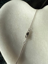 Load image into Gallery viewer, Vintage Turquoise Arrow Head Sterling Silver Necklace 21”
