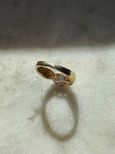 Load image into Gallery viewer, Tanzanite &amp; Diamond 14k Yellow Gold Ring Size 6
