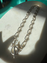Load image into Gallery viewer, Toggle Clasp Sterling Silver Chain 18”
