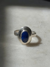 Load image into Gallery viewer, Vintage Lapis Sterling Silver Ring Size 7
