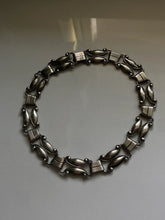 Load image into Gallery viewer, Danecraft Sterling Silver Collar Necklace 14.5”
