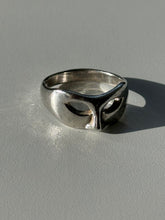 Load image into Gallery viewer, Vintage Sterling Silver Mask Ring Size 8
