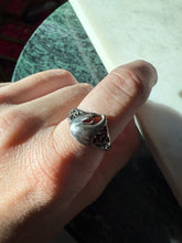 Load image into Gallery viewer, Vintage Swan Sterling Silver Ring Size 9.25
