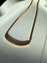 Load image into Gallery viewer, Monet Golden Bar Snake Necklace 16”
