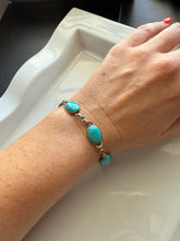 Load image into Gallery viewer, Midcentury Gold Vermeil Turquoise Bracelet 6”
