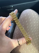 Load image into Gallery viewer, Vintage 1970s/1980s Italian 18k Yellow Gold Panther Link Bracelet
