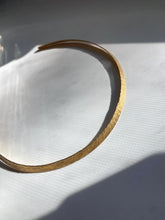 Load image into Gallery viewer, Italian Hammered Gold Vermeil Solid Omega Torque Chain Necklace
