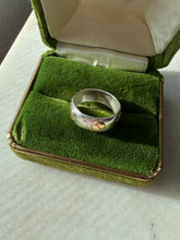 Load image into Gallery viewer, Vintage Sterling Silver &amp; 18k Gold Ring Size 6
