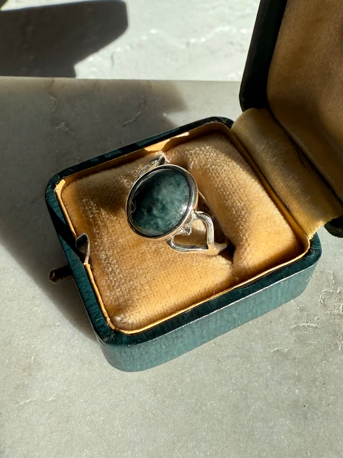 Heart Agate Sterling Silver Ring Size 7.5