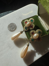 Load image into Gallery viewer, Vintage Pearl Drop Cabochon Gold Plated Earrings

