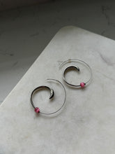 Load image into Gallery viewer, Pink Cats Eye Sterling Swirl Earrings
