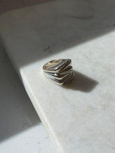 Load image into Gallery viewer, Chunky Vintage Square Sterling Silver Ring Size 6.75
