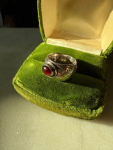 Load image into Gallery viewer, Garnet Cabochon Etched Sterling Silver Ring Size 5.75
