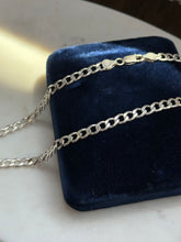 Load image into Gallery viewer, Italian Vintage Solid Sterling Silver Curb Chain 20”
