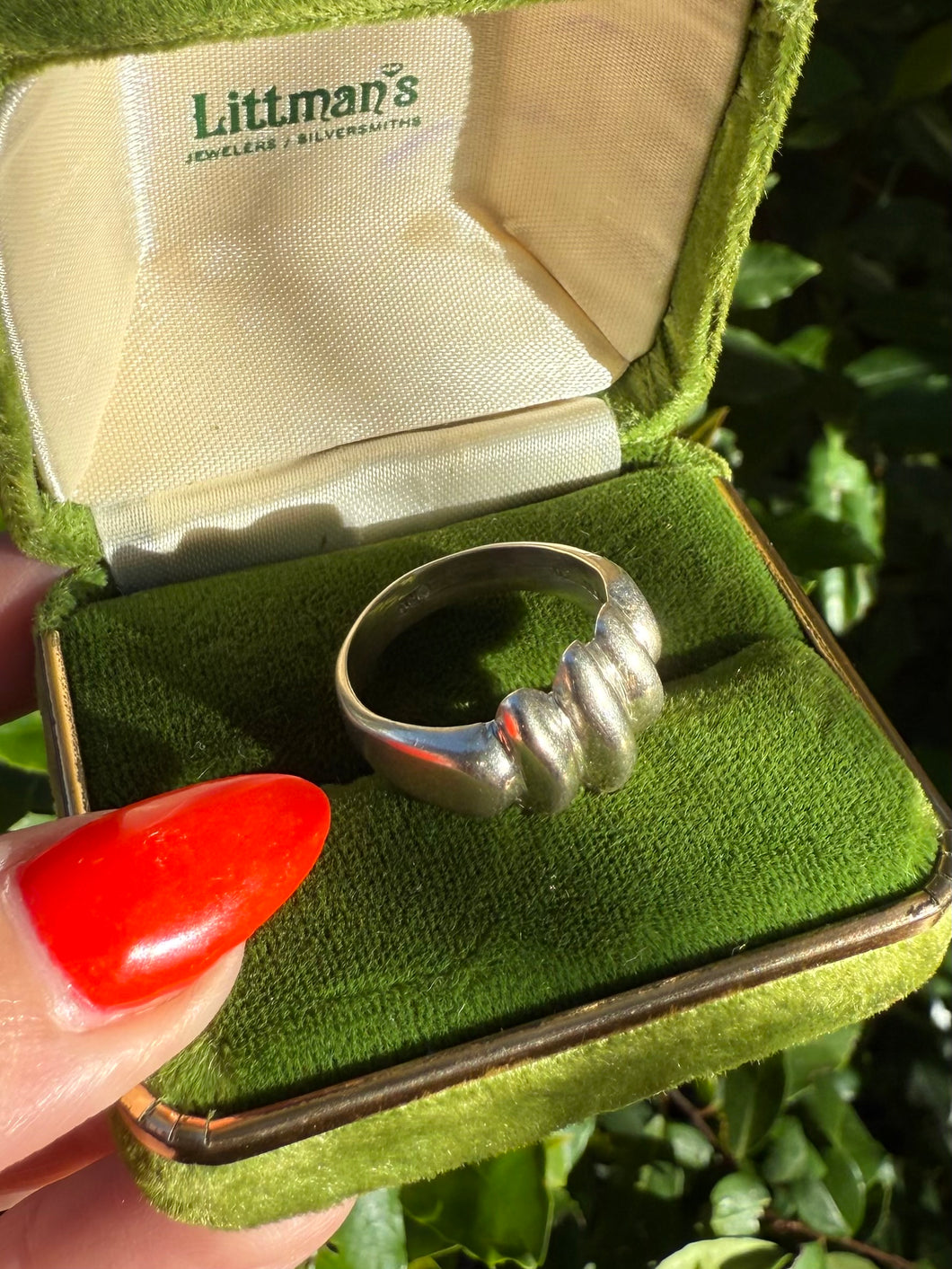 Solid Sterling Silver Ribbed Ring Size 9.25