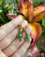 Load image into Gallery viewer, Vintage 1940s Turquoise 14k Gold Earrings
