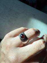Load image into Gallery viewer, Garnet Cabochon Etched Sterling Silver Ring Size 5.75
