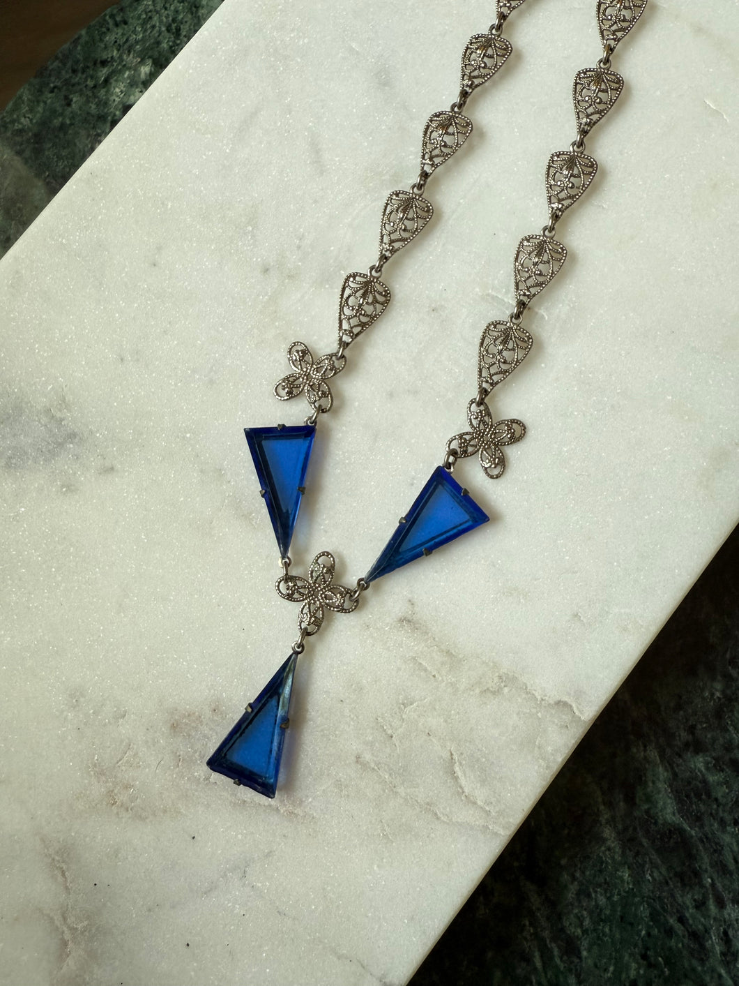 Vintage Costume Jewelry Silver Plated Blue Necklace 15”