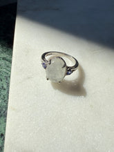 Load image into Gallery viewer, y2k Moonstone Sterling Silver Ring Size 9.25
