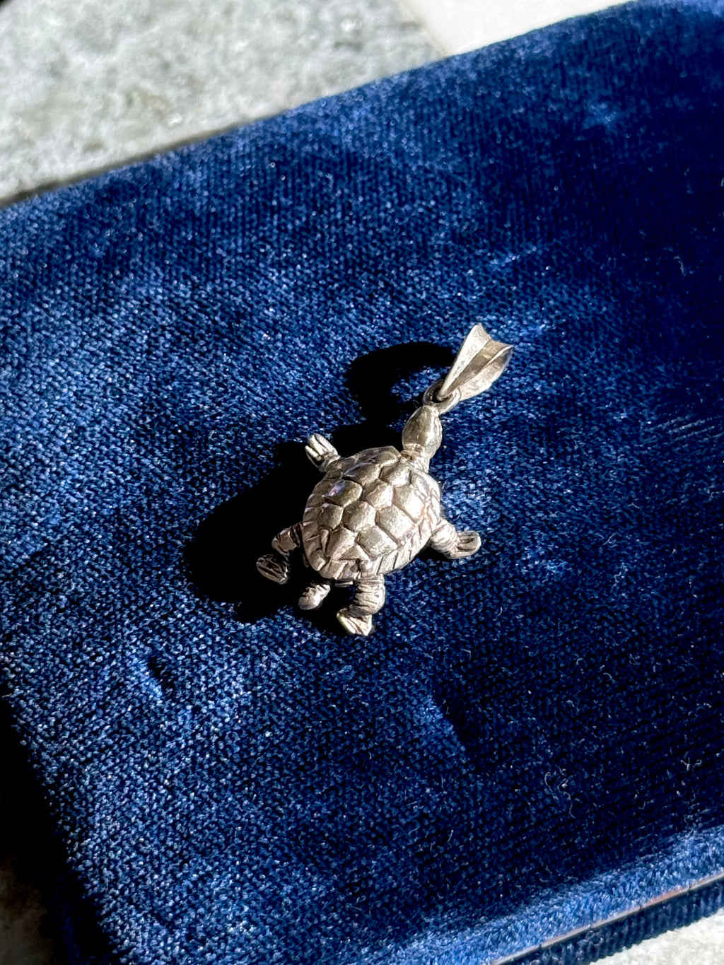 Vintage Sterling Silver Turtle Pendant
