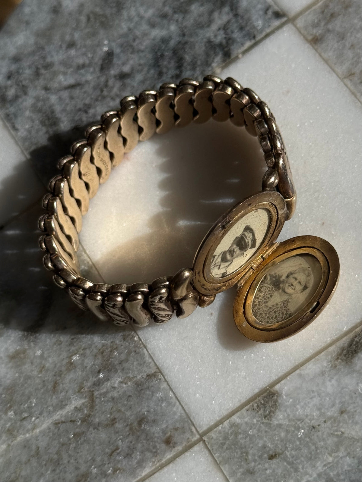 WWII Era Sweetheart Locket Gold Fill Expansion Bracelet